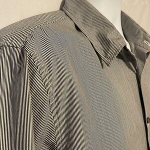 JOHN VARVATOS Button Down Shirt. Size Large